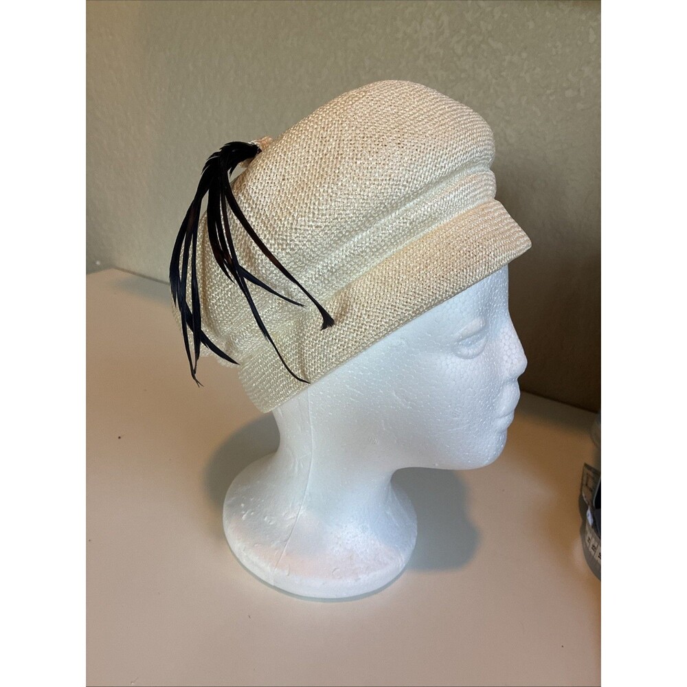 Vintage Ivory Straw Hat With Feather Accent Skull Cap Pillbox Fascinator 50s 60s